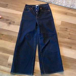 Wide leg jeans